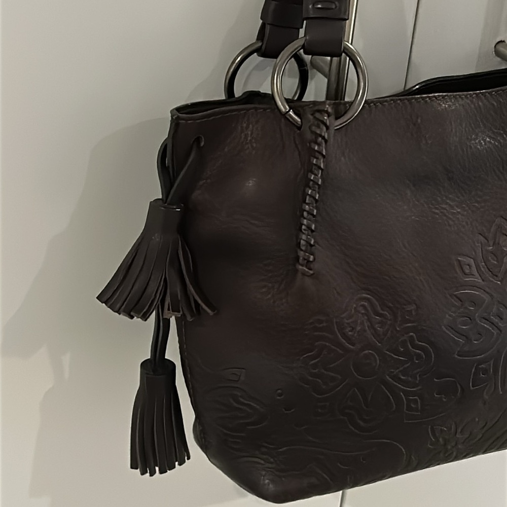 Andrea Mabiani Luxury Rustic Inspired Brown Leather Embossed Shoulder/Tote Bag - Picture 4 of 11